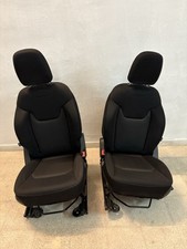 Tappezzeria completa interno usato  Bari