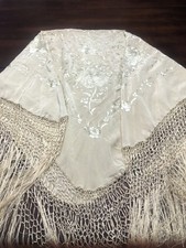 Antiguo mantón de piano de seda bordado de los años 20 Mantón de Manila flecos champán segunda mano  Embacar hacia Mexico
