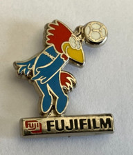 Pin football mascotte d'occasion  Aizenay