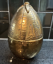 Harry Potter Golden Egg Wizarding World Hallmark 2 peças caixa de bugigangas 7" comprar usado Harry Potter Golden Egg Wizarding World Hallmark 2 peças caixa de bugigangas 7" comprar usado  Enviando para Brazil