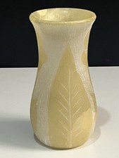Vase albâtre sculpté d'occasion  Grenoble-