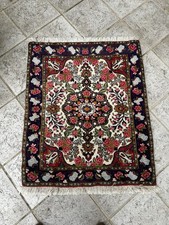 Ancien petit tapis d'occasion  Laon