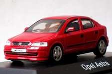 Opel Astra Sedan modelo fundido, escala 1/43, SCHUCO, vermelho. comprar usado Opel Astra Sedan modelo fundido, escala 1/43, SCHUCO, vermelho. comprar usado  Enviando para Brazil