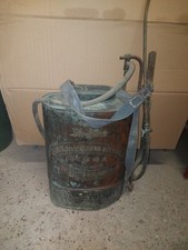 Due antiche pompe usato  Ronciglione