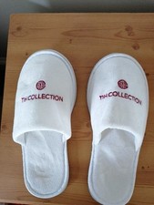Pair slippers home for sale  HATFIELD