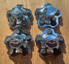 Chevy Blazer, S-10 conjunto de tampa central de 4, cromado, 1994-2005 peça # 15710201 comprar usado Chevy Blazer, S-10 conjunto de tampa central de 4, cromado, 1994-2005 peça # 15710201 comprar usado  Enviando para Brazil