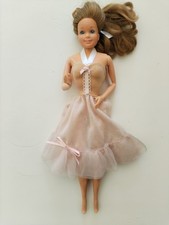 Poupée barbie 1966 d'occasion  Hérouvillette