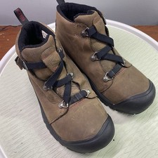 Keen women brown for sale  Oswego