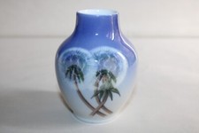 Petit vase porcelaine d'occasion  Briare