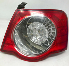 Lanterna traseira lateral de passageiros Volkswagen Passat Sedan 2008-2010 E02B05005 comprar usado  Enviando para Brazil