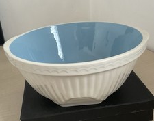 Large traditional ceramic for sale Large traditional ceramic for sale  WAKEFIELD