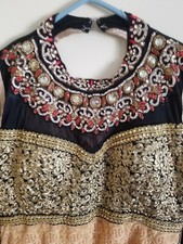 Salwar kameez churidar d'occasion  Expédié en France