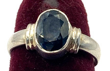 Lindo anel de prata St. cravejado com safira azul 9x7 mm, tamanho O 1/2 comprar usado  Enviando para Brazil