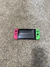 Nintendo Switch nunca muito usado. Sem caixa, mas pronto para o jogo! comprar usado Nintendo Switch nunca muito usado. Sem caixa, mas pronto para o jogo! comprar usado  Enviando para Brazil