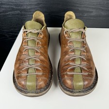 Scarpe stivali stringati usato  Spedire a Italy