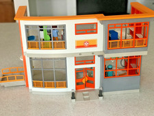 Playmobil 6657 hopital d'occasion  Laillé