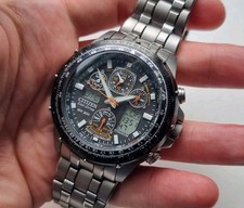 Citizen skyhawk jy0010 d'occasion  Expédié en Belgium