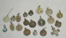 Lot religious medals d'occasion  Expédié en Belgium