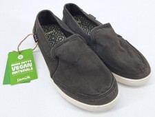 Sanuk women pair for sale  Anthony