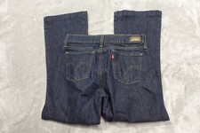 Levis women size d'occasion  Expédié en Belgium