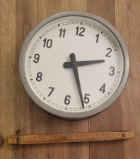 Orologio muro banca usato  San Vittore Olona