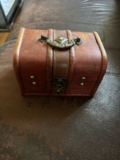 Old chest jewelry for sale  Acra