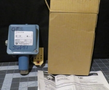 United electric f100 for sale  Green Bay