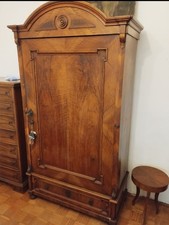 Armadio guardaroba antico usato Armadio guardaroba antico usato  Treviso