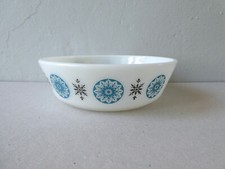 Plat style pyrex d'occasion  Mortrée