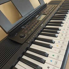 Yamaha psr e273 for sale  CHIPPING NORTON