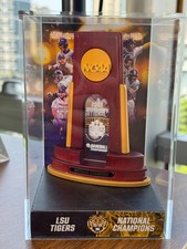 Troféu de beisebol 12cm 2025 LSU Tigers NCAA D1 College World Series + estojo de acrílico comprar usado  Brasil 