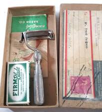 Maquinilla de afeitar de seguridad FI(RM-- dirección de caja y cuchillas muy especializadas segunda mano  Embacar hacia Mexico