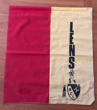 Rare superbe drapeau d'occasion Rare superbe drapeau d'occasion  Jujurieux