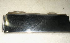 1980-89 Cadillac Fleetwood Deville para-lama dianteiro esquerdo inferior pés moldagem OEM USADO comprar usado  Enviando para Brazil