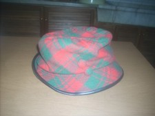 Cappello donna scozzese usato  Savona