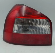 8l0945095b fanale posteriore usato 8l0945095b fanale posteriore usato  Rimini