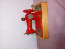 Macchina cucire giocattolo usato Macchina cucire giocattolo usato  Camaiore