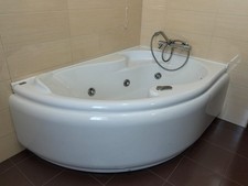 Vasca idromassaggio per usato Vasca idromassaggio per usato  Guspini