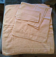 Teiliges handtuch set gebraucht kaufen Teiliges handtuch set gebraucht kaufen  Hof