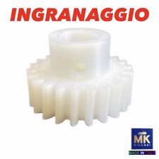 Ingranaggio rinforzato nylon usato  Milano