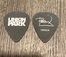 LINKIN PARK DAVE FARRELL Phoenix Guitar Pick 2007 Tour Minutes to Midnight Black comprar usado  Enviando para Brazil