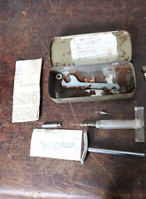 Ancienne seringue veterinaire d'occasion  Neuville-aux-Bois