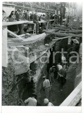 1953 napoli piazza usato  Milano