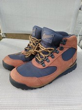 Nwot women 7.5 for sale  Tacoma