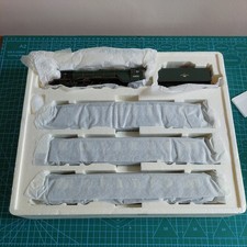 Hornby r2365m queen for sale  HARROW