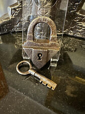 Antikes dreieckschloss schlüs gebraucht kaufen  Dittelbrunn