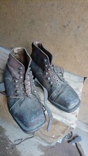 Ancienne chaussure cuir d'occasion  Coutouvre