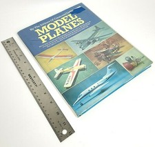 Model Planes By the Editors Of Consumer Guide 1979 Hard Bound Complete All Pages comprar usado  Enviando para Brazil