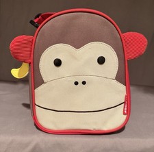 Lancheira Skip Hop Zoo macaco isolada em perfeito estado veja fotos para tamanho comprar usado Lancheira Skip Hop Zoo macaco isolada em perfeito estado veja fotos para tamanho comprar usado  Enviando para Brazil