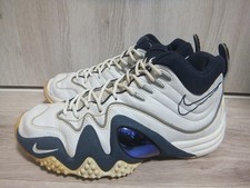 Nike men 9.5us d'occasion  Expédié en Belgium